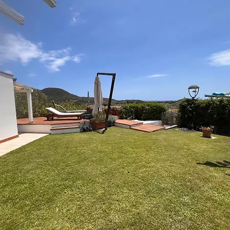 Villa Chia 아파트